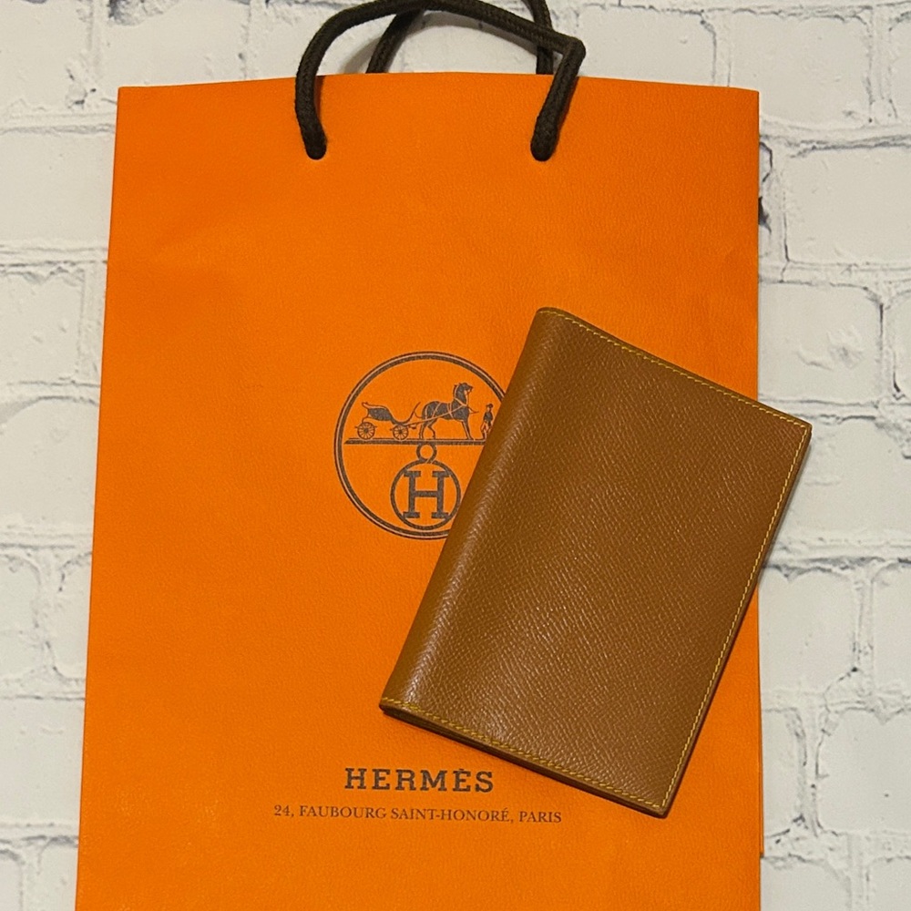 Hermès Leather Globe-Trotter PM Agenda / Passport Holder & Shopping Bag - EUC